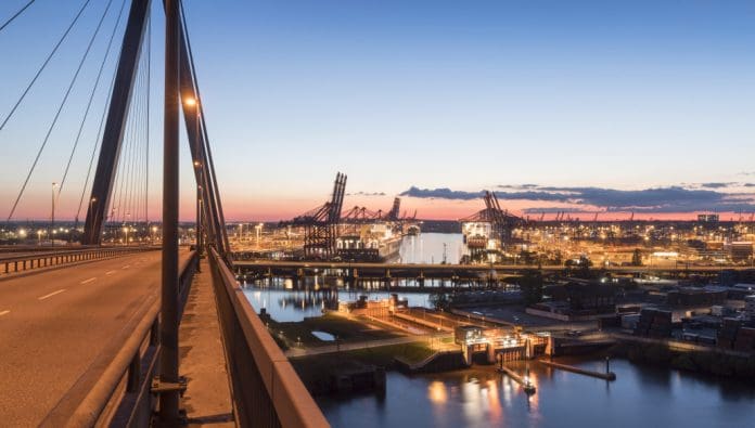 Köhlbrandbrücke © HPA, Andreas Schmidt-Wiethoff Köhlbrand Bridge in Hamburg, Germany.
